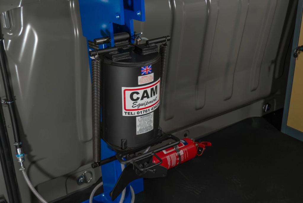 Pneumatic bead breaker in a SMART Repair Van